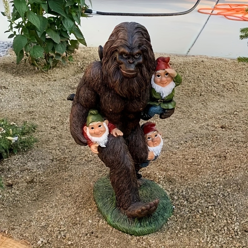 1/2-Pack Garden Gnome Bigfoot  - مراجعة Resin Art Table Top وسعره