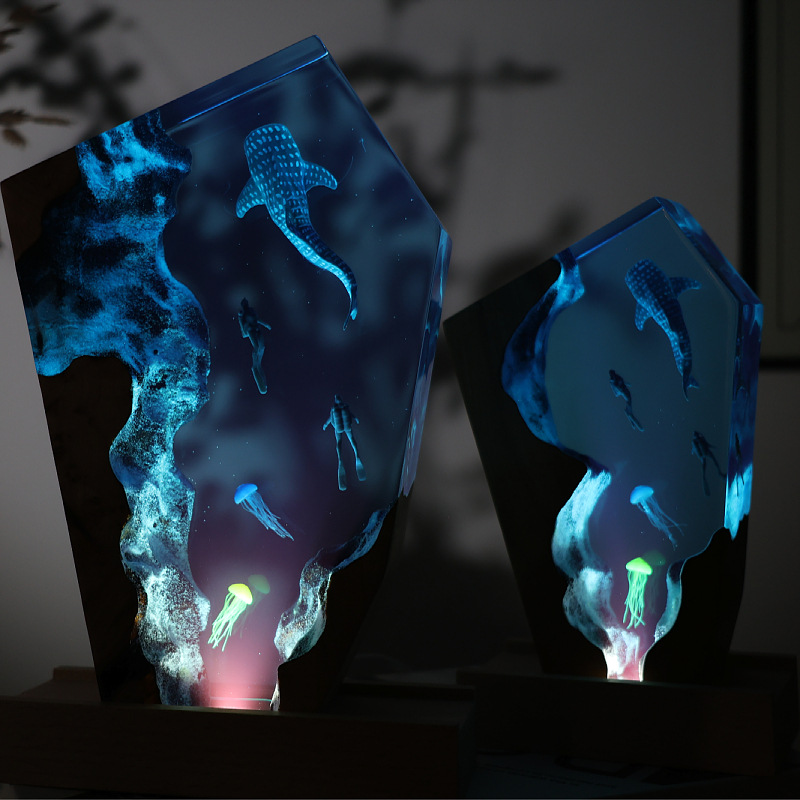 Resin Cave Whale Diver Desktop - مراجعة Resin Art Gift For Anniversary وسعره