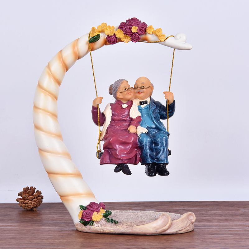 Chinese Swing Old Couples Resi - مراجعة Resin Art Gift For Anniversary وسعره