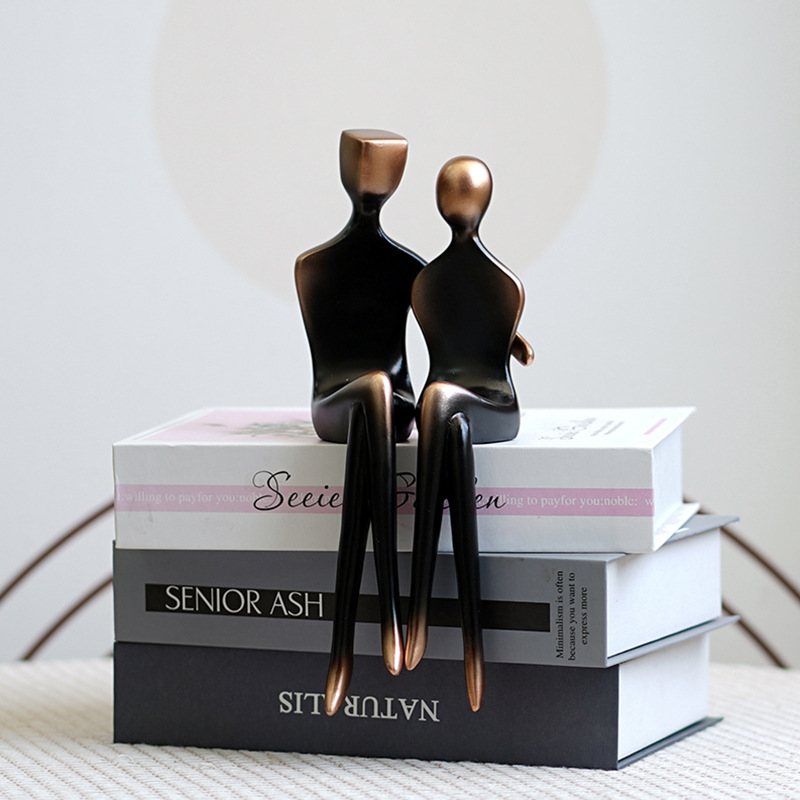 Couple Hugging Sculpture, Home - مراجعة Resin Art Gift For Anniversary وسعره