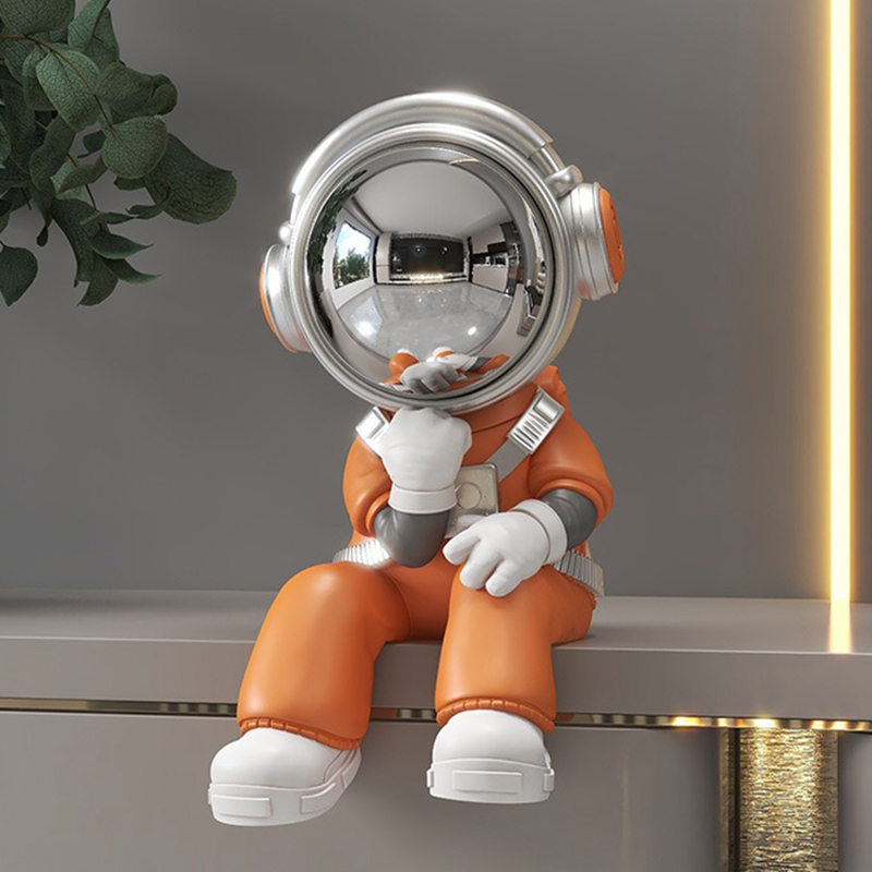 Miniature Astronaut Ornaments  - مراجعة Resin Art Aesthetic وسعره