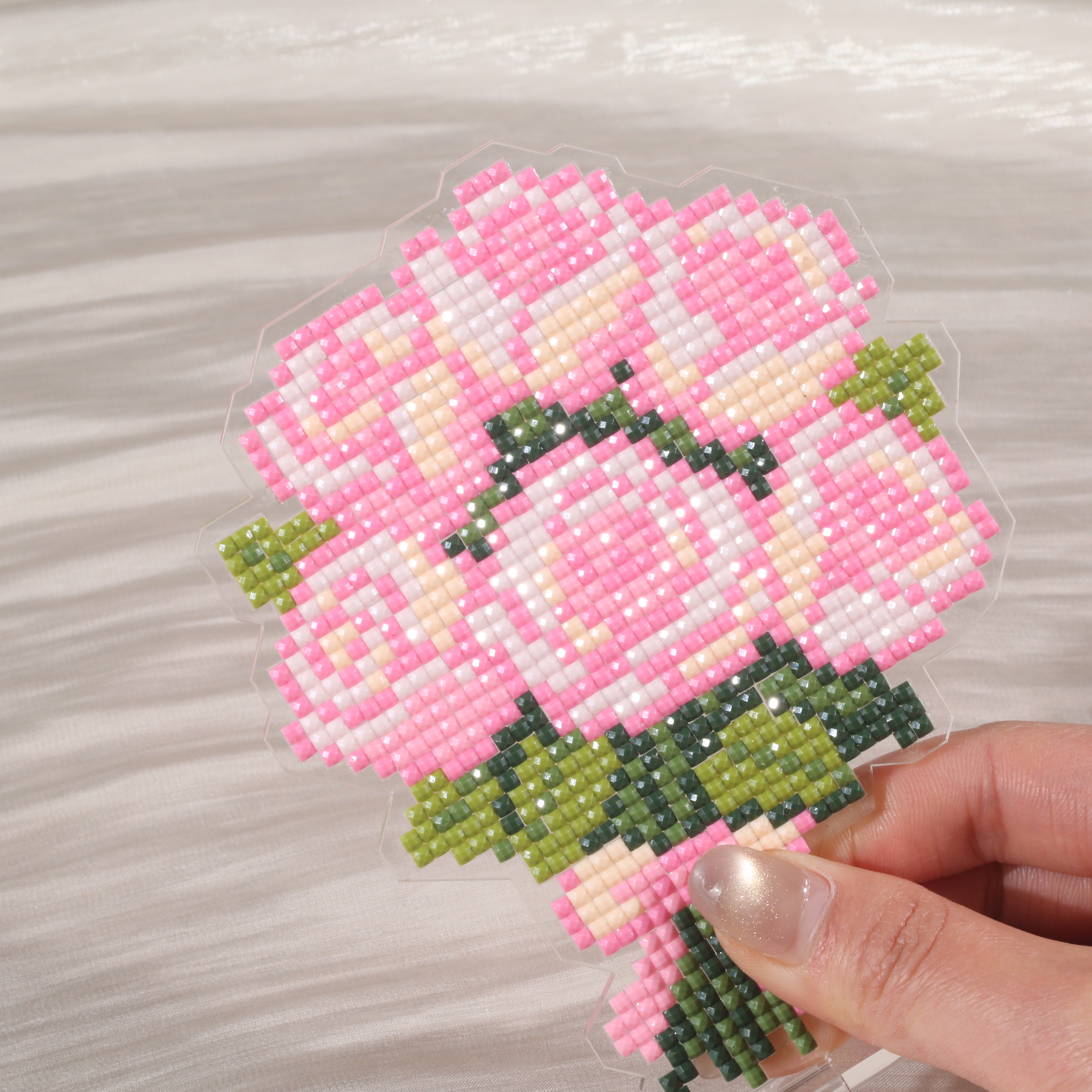 ForeverYoung Pink Rose Bouquet - مراجعة Resin Art Acrylic وسعره