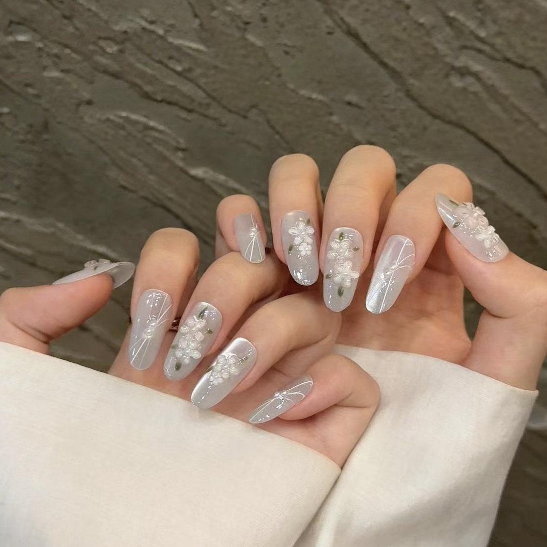10pcs Glitter Sliver Press On  - مراجعة Resin Art Flower وسعره