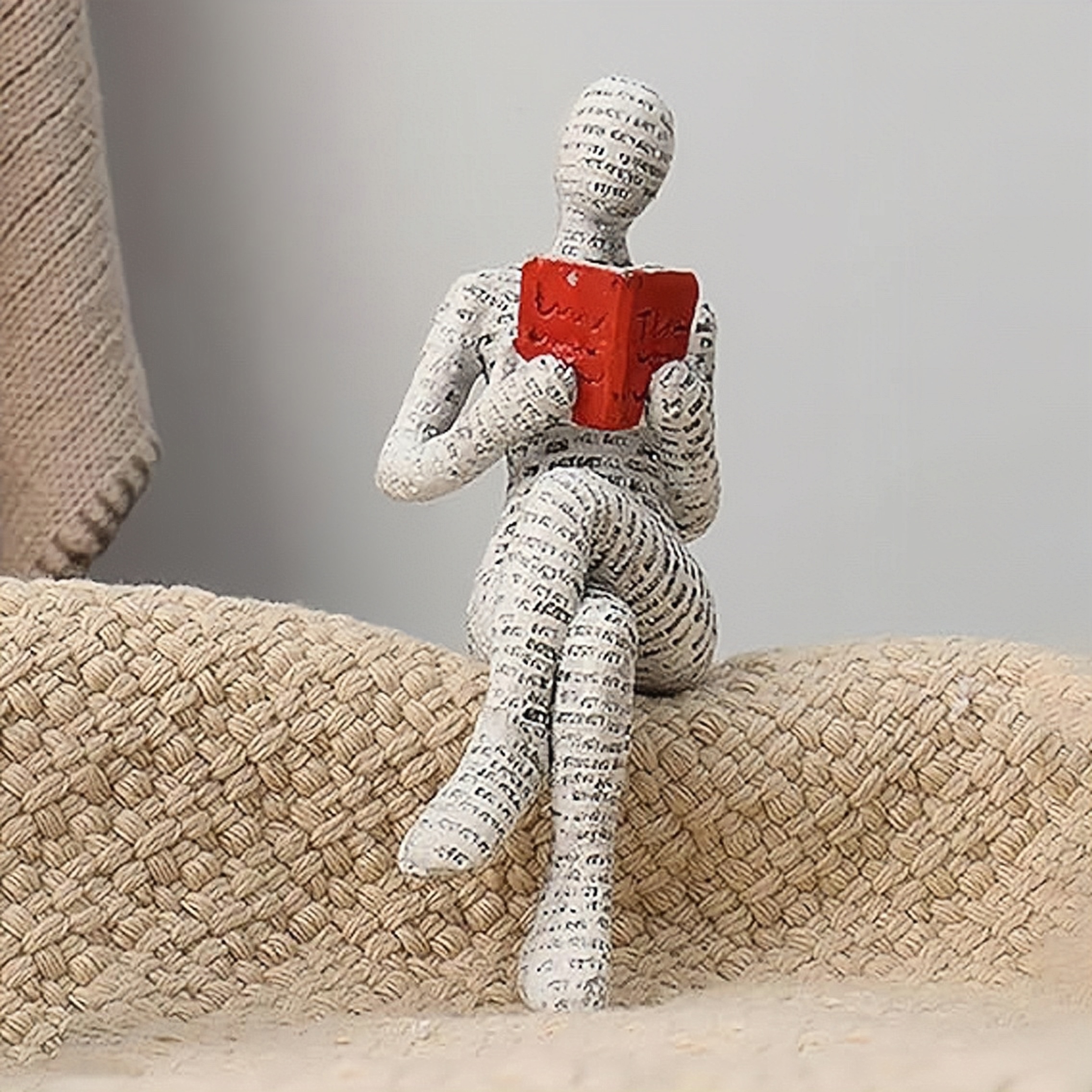 1Pc, Reading Paper Pulp Woman  - مراجعة Resin Art Workshop وسعره